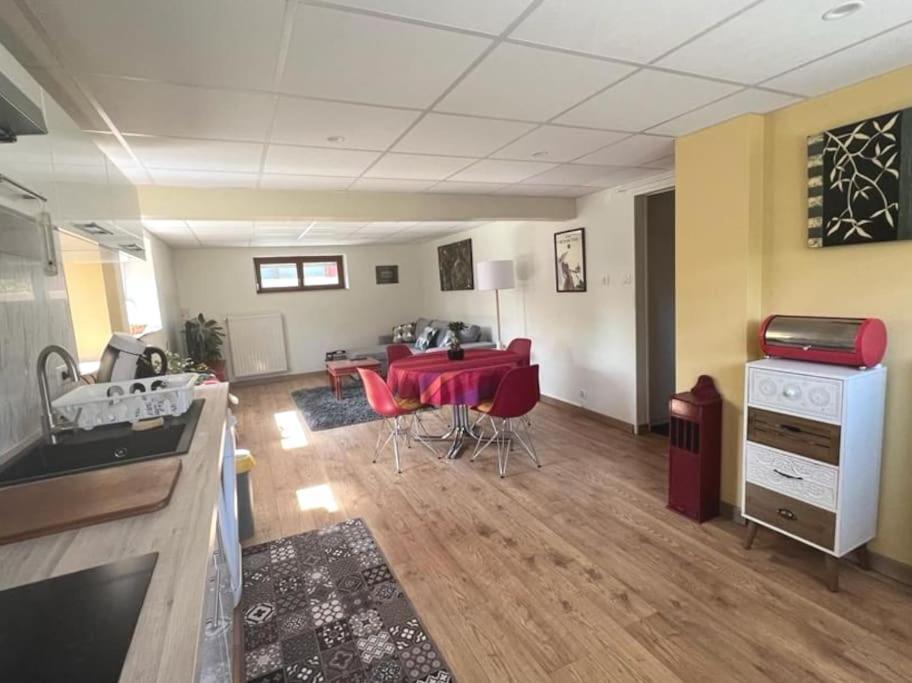 Au Petit Bonheur Lägenhet Horbourg Exteriör bild